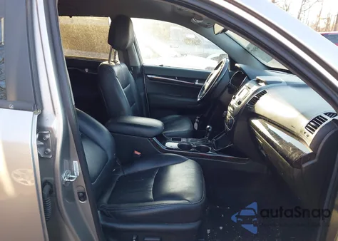 2015 Kia Sorento Ex V6 z USA, uszkodzony, nr VIN 5XYKU4A75FG550832